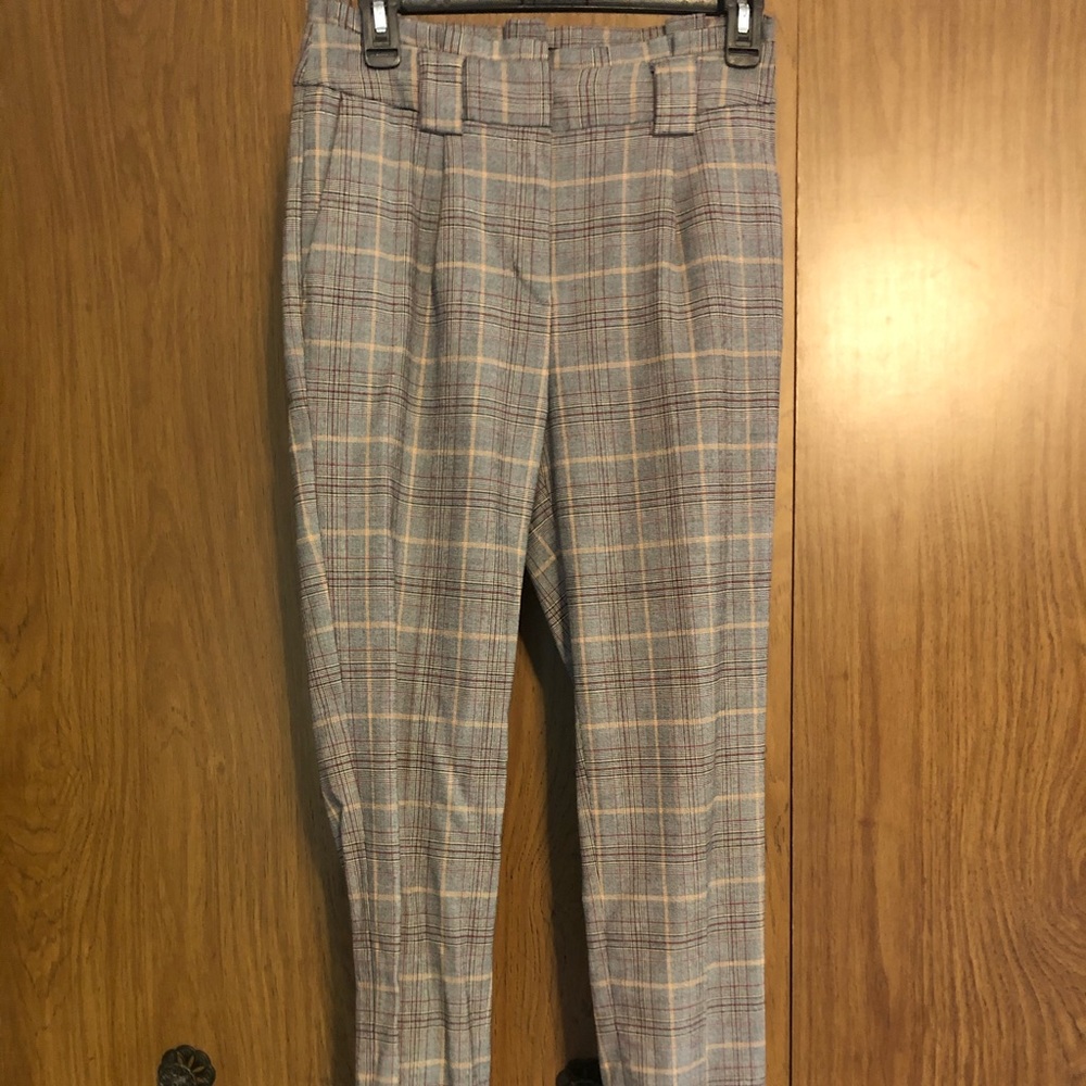 Women’s business casual wear!